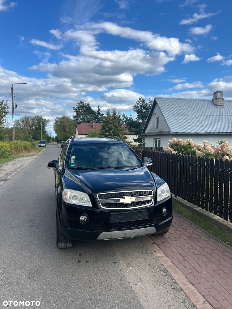 Chevrolet Captiva 3.2 4WD 7 Sitzer LT - 2