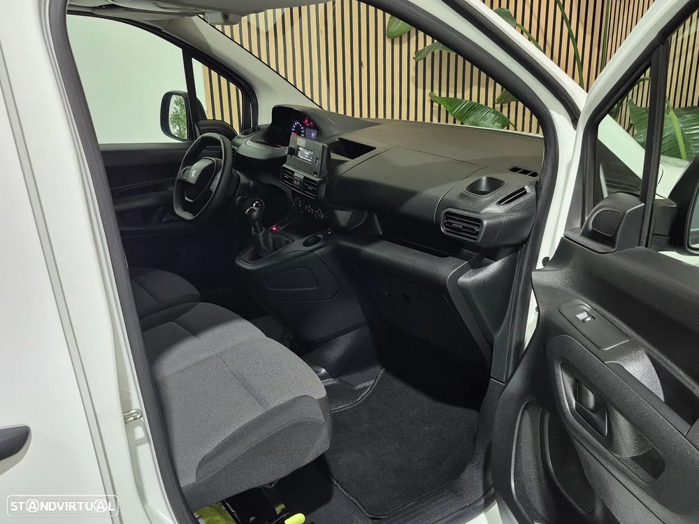 Peugeot Partner 1.6HDI - 80.000KM | GARANTIA | NACIONAL - 3 LUG - 17