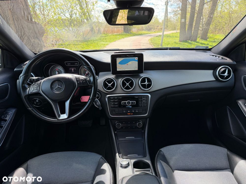 Mercedes-Benz GLA 180 CDI 7G-DCT Edition 1 - 14