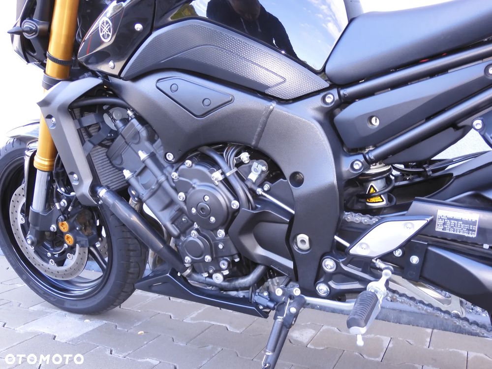 Yamaha FZ8 - 32