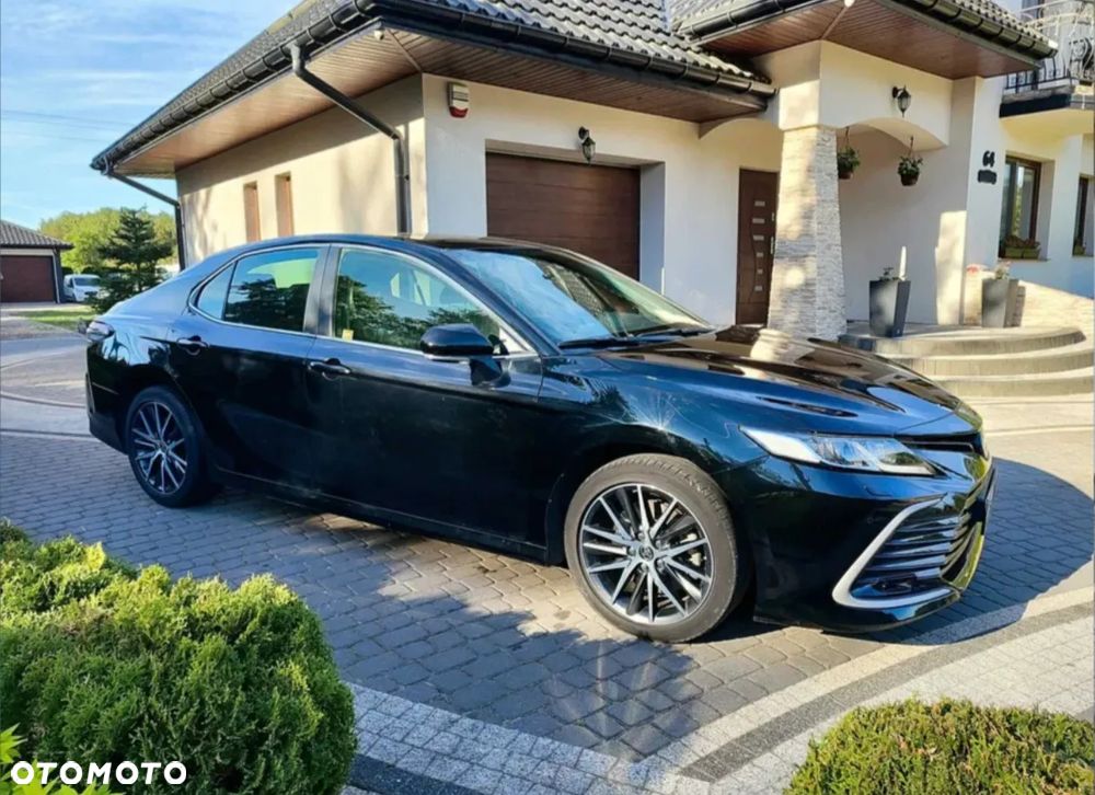 Toyota Camry 2.5 Hybrid Prestige CVT - 2