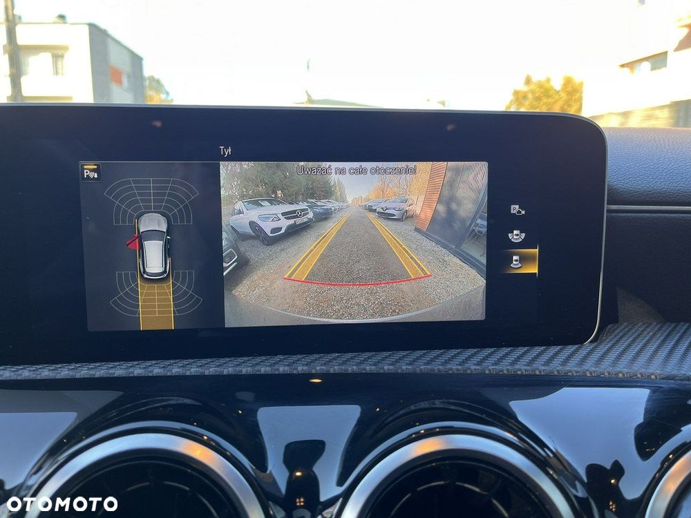 Mercedes-Benz CLA - 14