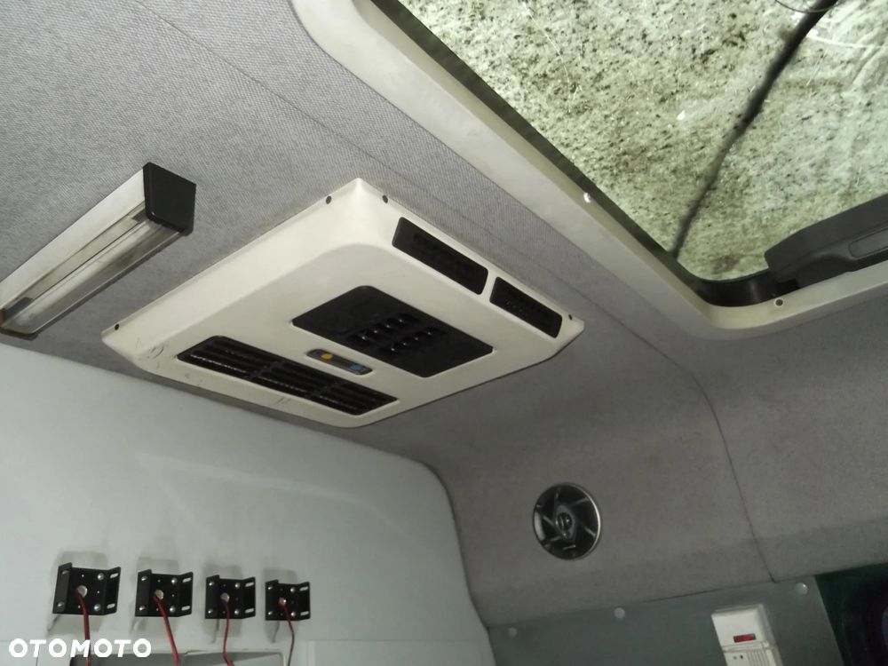 Mercedes-Benz Sprinter Specjalny 7-os z Agregatem - 11