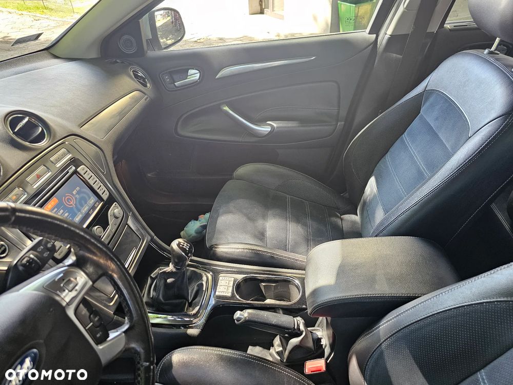 Ford Mondeo 2.0 Titanium - 10
