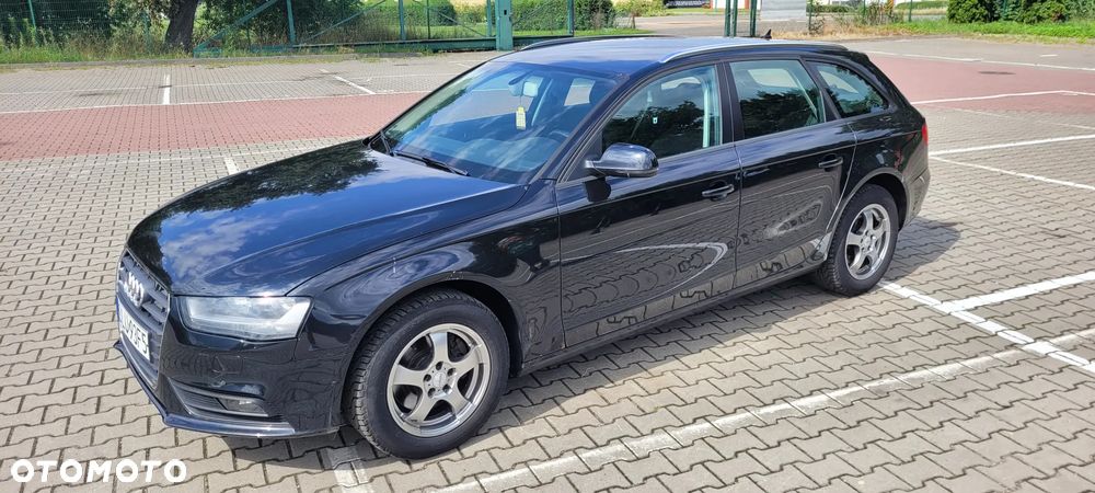 Audi A4 Avant 2.0 TDI - 9