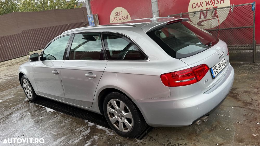 Audi A4 2.0 TDI Multitronic - 5
