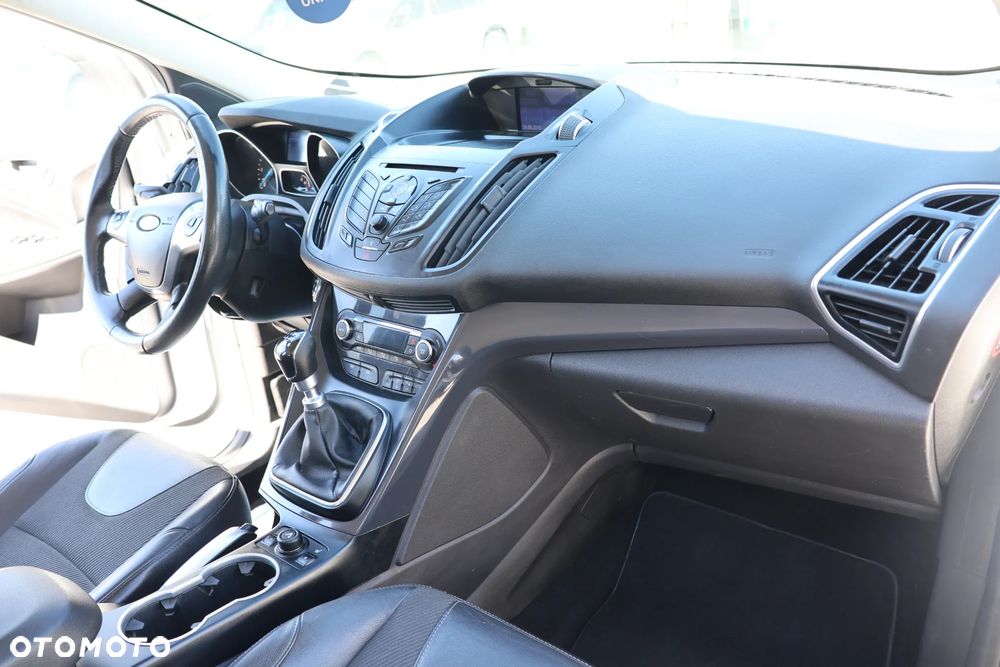Ford Kuga 2.0 TDCi AWD Titanium - 11