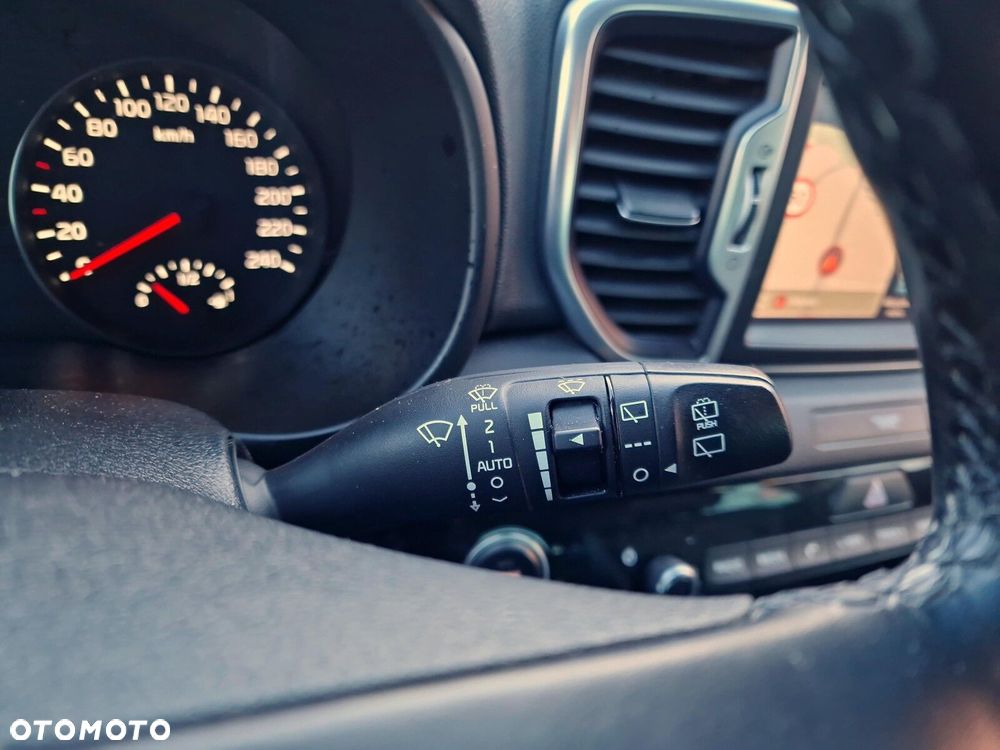 Kia Sportage 2.0 CRDI Business Line 4WD - 29