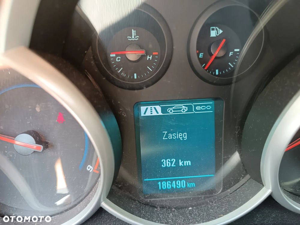Chevrolet Cruze 1.7 D LT+ - 12