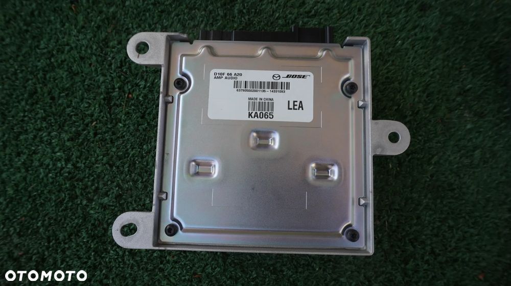 Mazda CX 3 wzmacniacz Bose D10F 66 A20 D10F66A20 - 3
