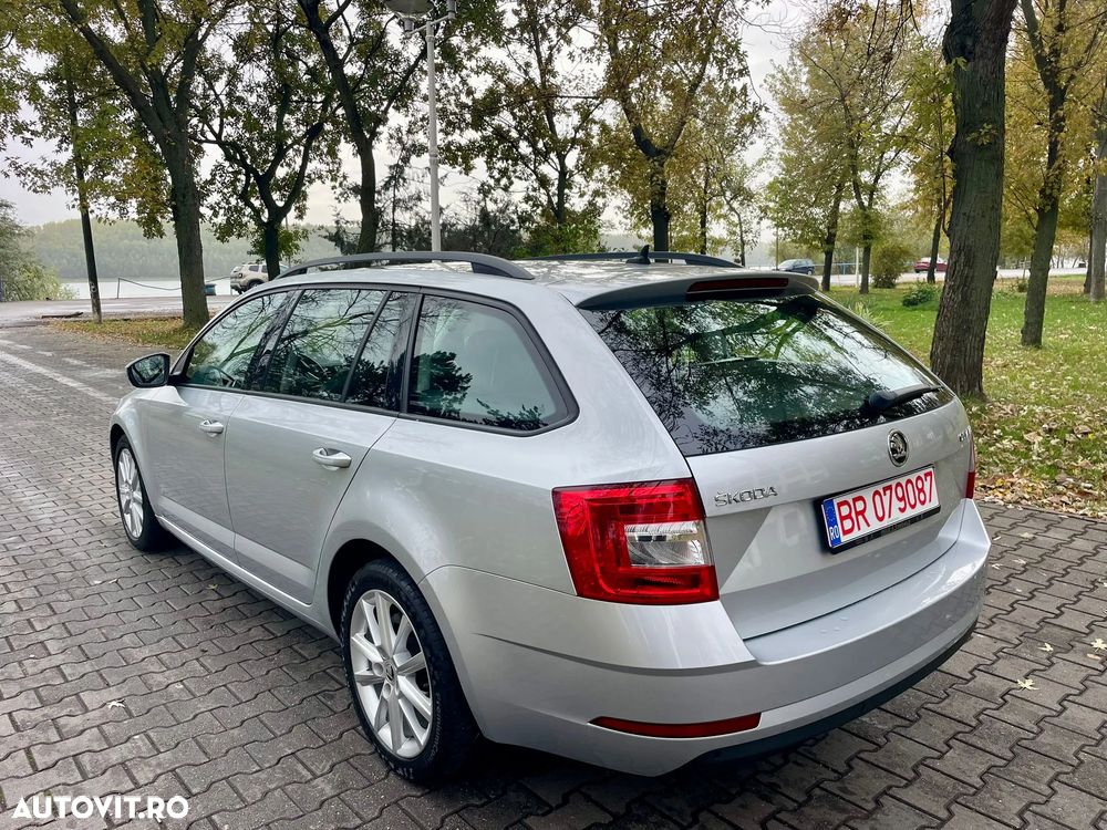 Skoda Octavia 2.0 TDI DSG Premium Edition - 4