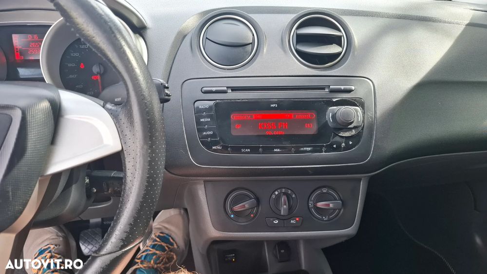 Seat Ibiza 1.2 12V Comfort Edition - 4