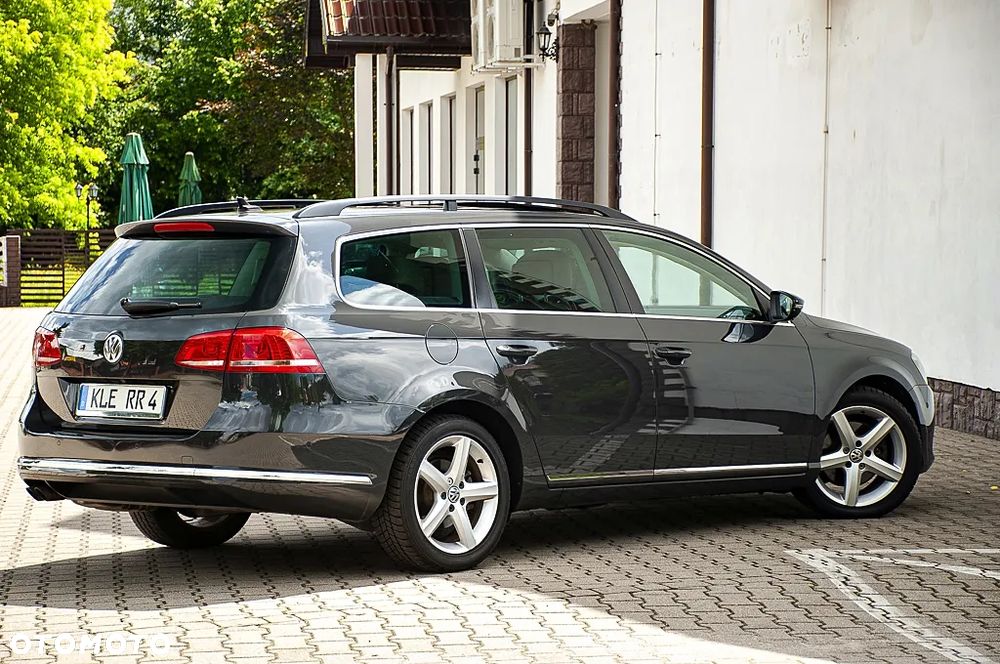 Volkswagen Passat Variant 2.0 TDI 4Mot Highline - 12