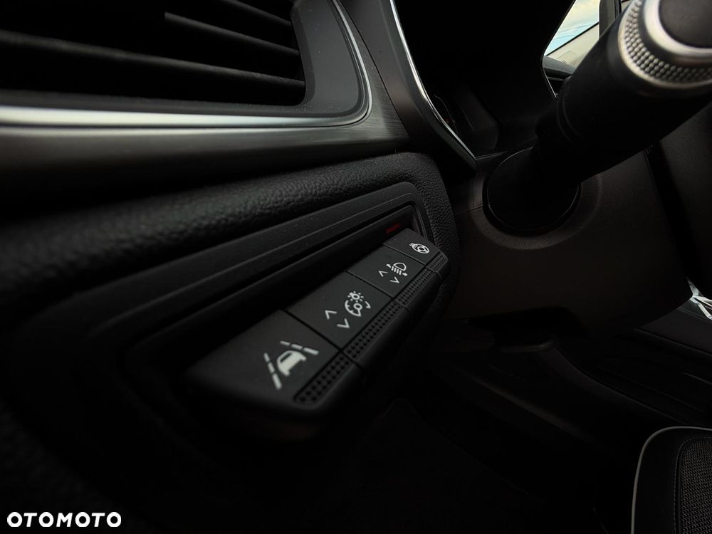 Renault Captur TCe 155 EDC GPF INTENS - 27