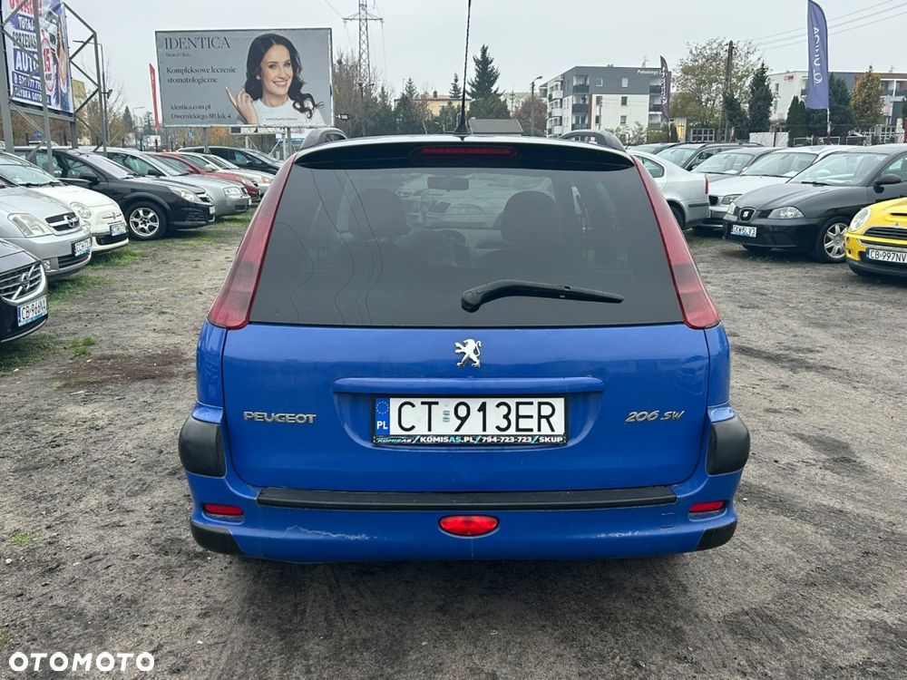 Peugeot 206 - 8