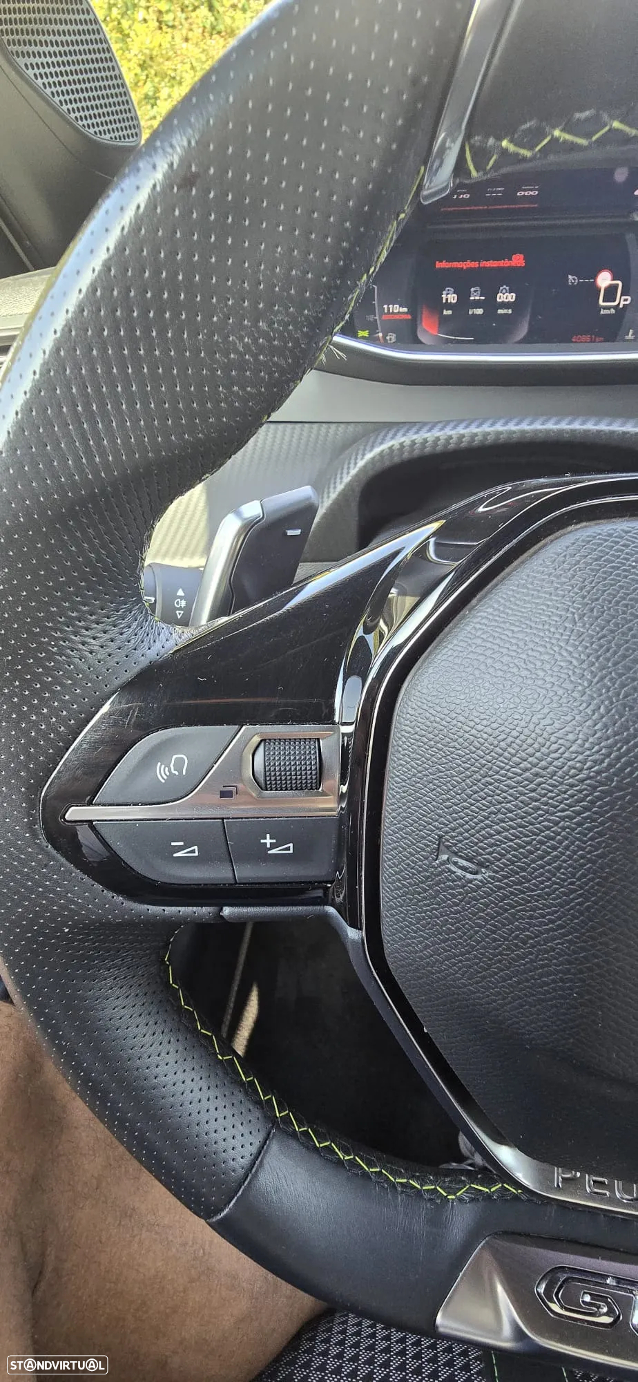 Peugeot 208 - 15