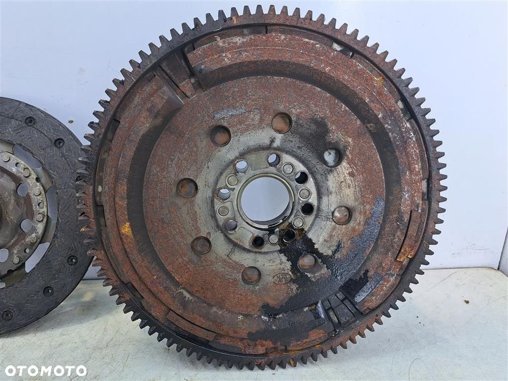 Sprzęgło dwumas Lexus IS II 2005-2012 2.2D 13450-0W060 31250-0W070 - 9