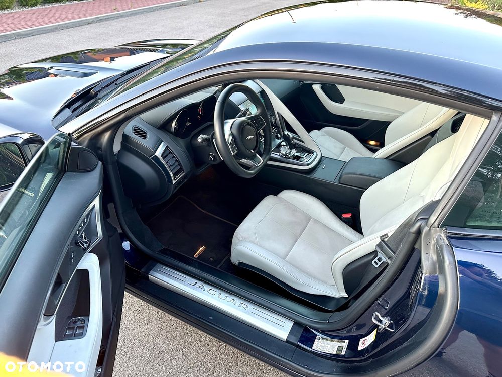 Jaguar F-Type 2.0 Turbo - 8