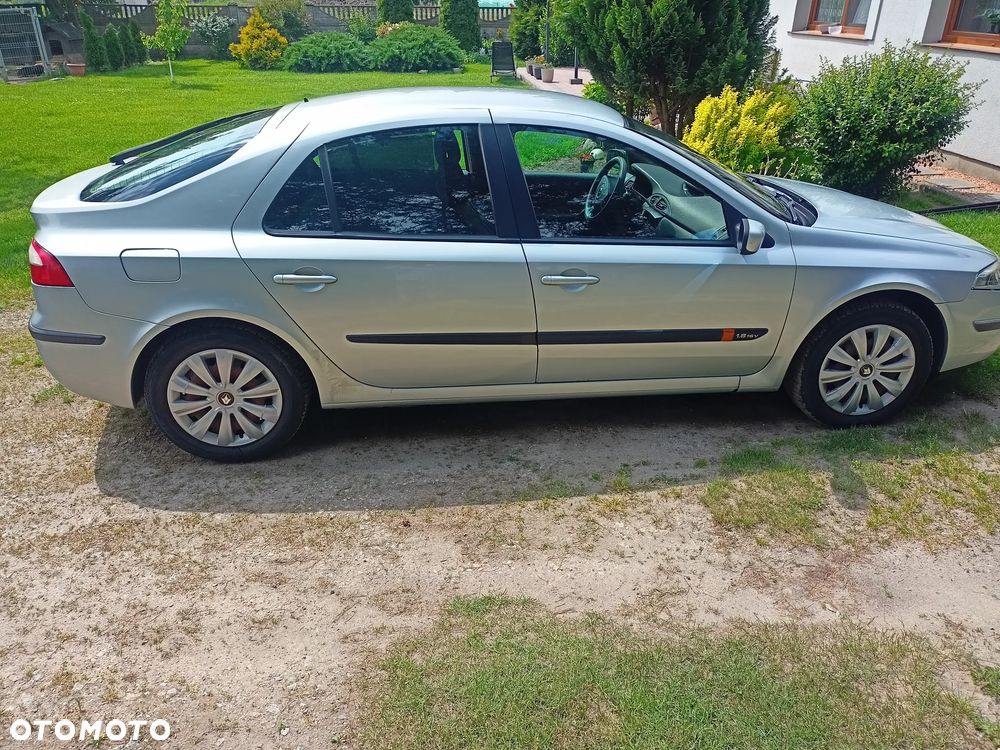 Renault Laguna - 5