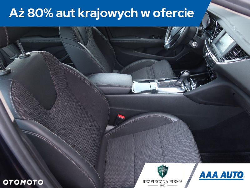 Opel Insignia - 10