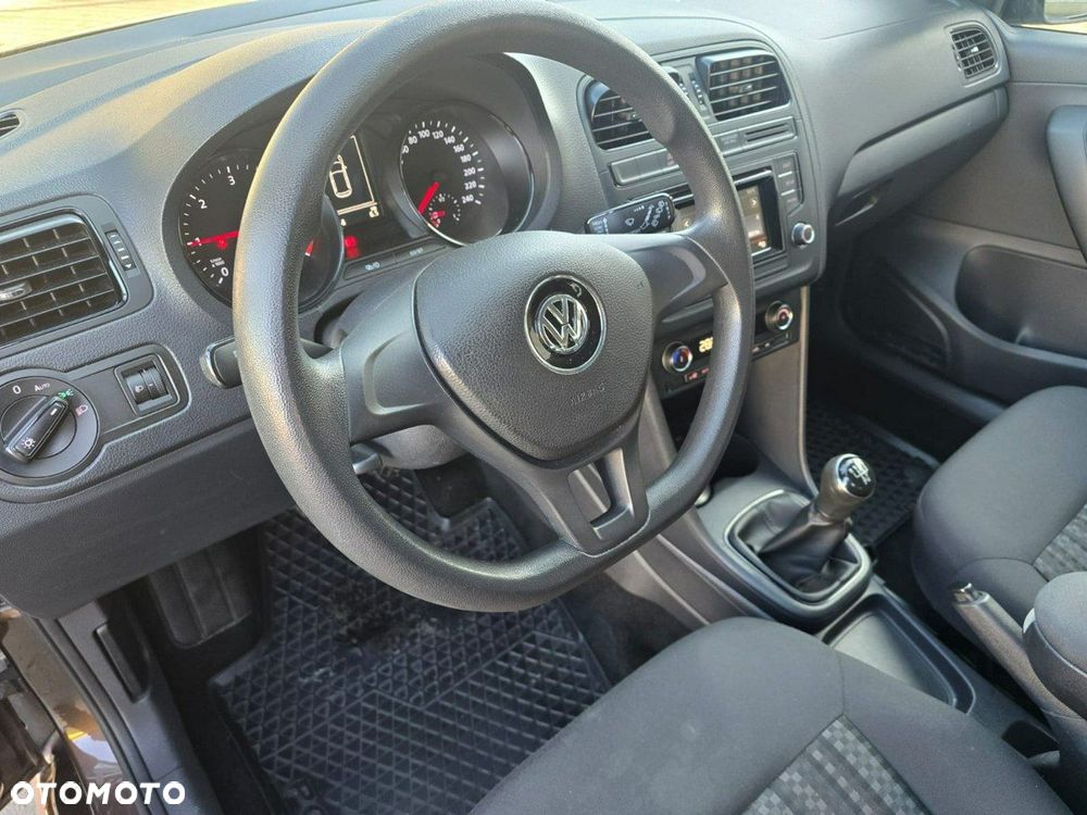 Volkswagen Polo - 21