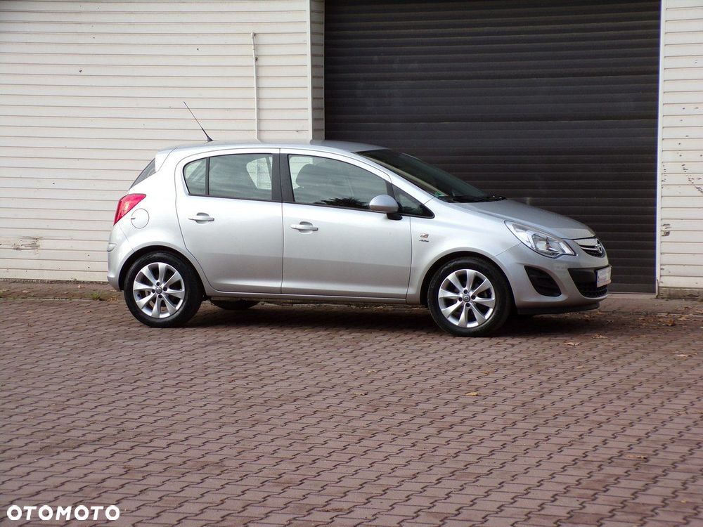 Opel Corsa - 4