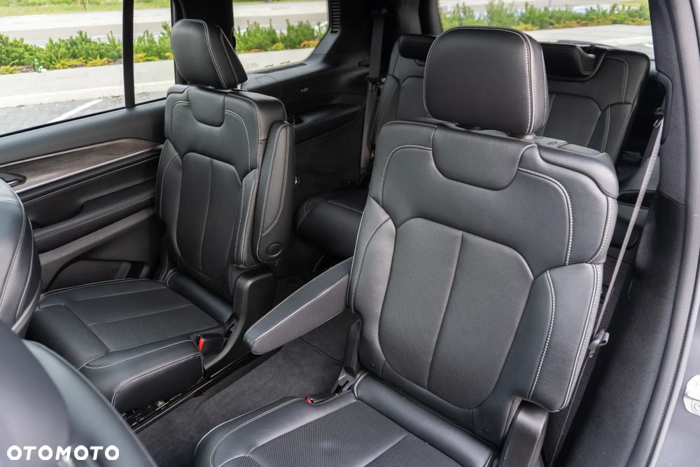 Jeep Grand Cherokee 5.7 V8 Overland - 31
