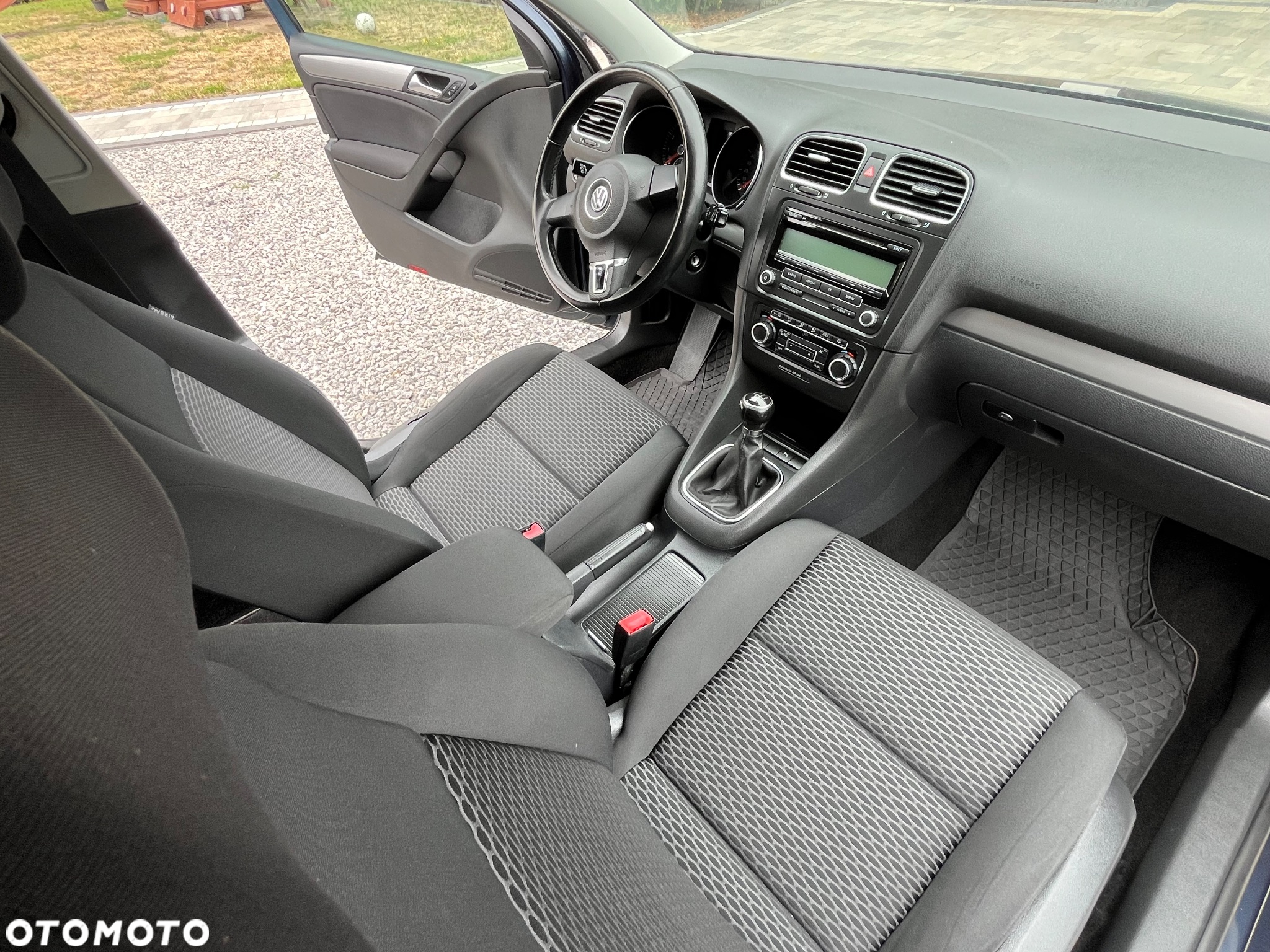 Volkswagen Golf VI 1.6 Highline - 34