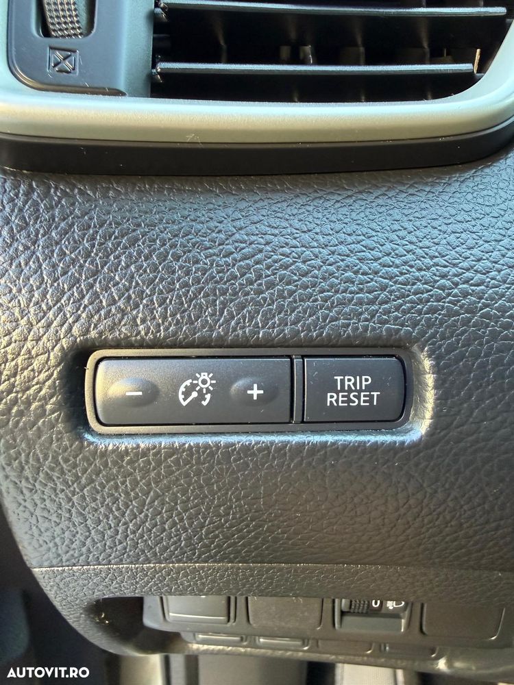 Nissan Qashqai 1.5 DCI N-Connecta - 28