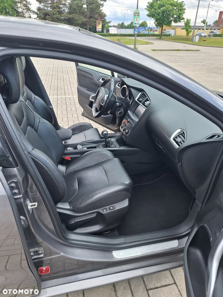 DS Automobiles DS 4 - 7