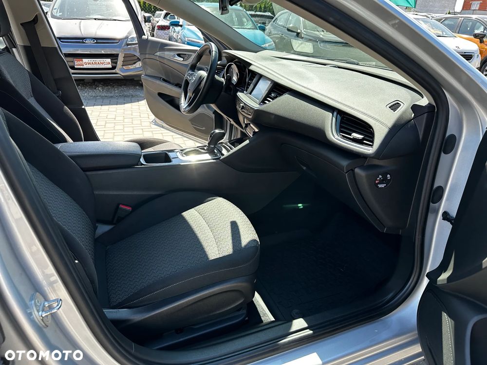Opel Insignia - 22