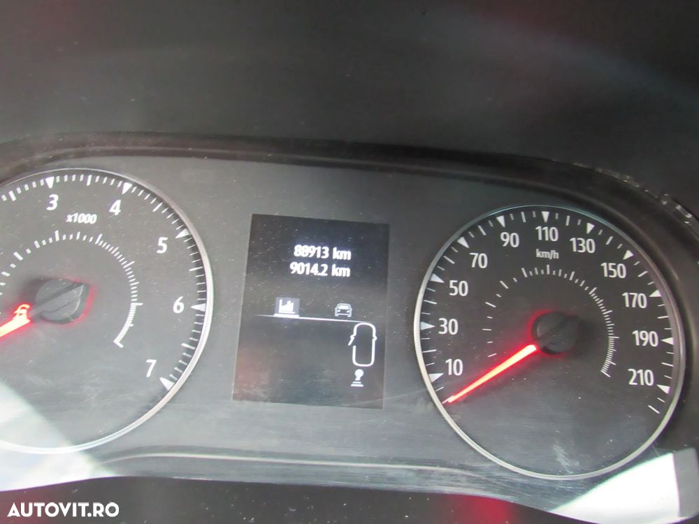 Dacia Logan - 12