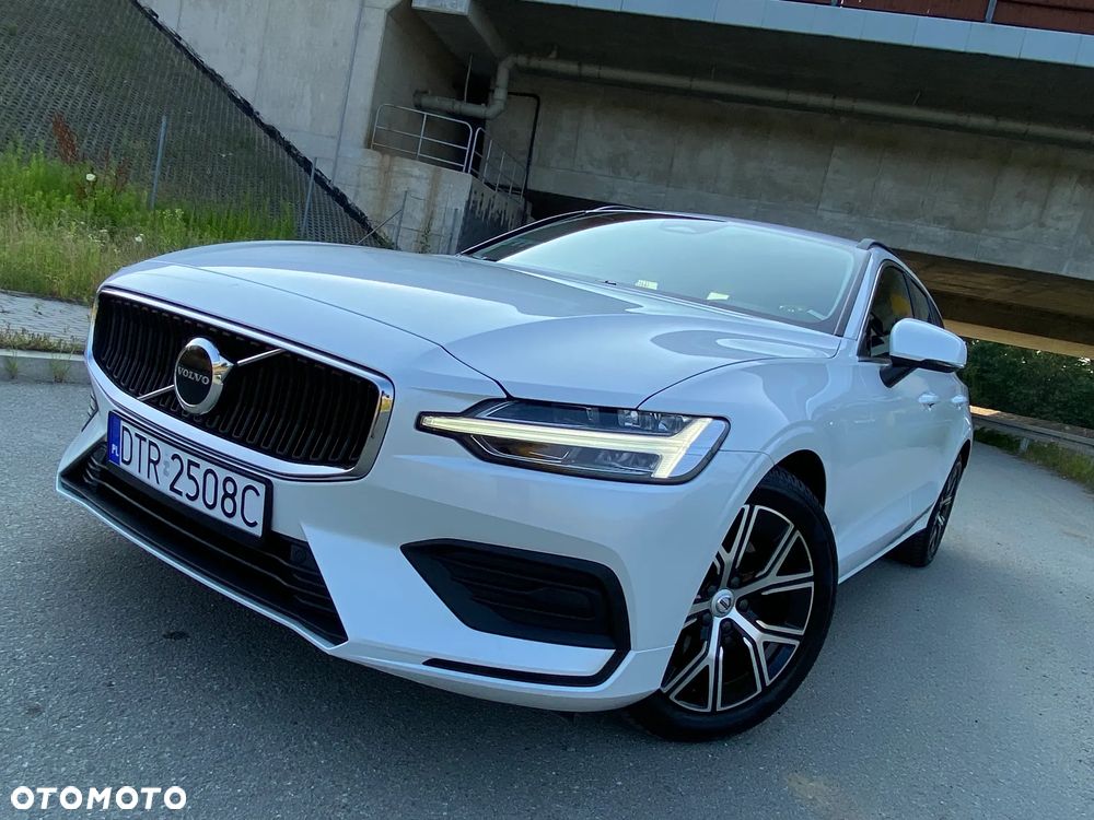 Volvo V60 B4 D Momentum Core - 38