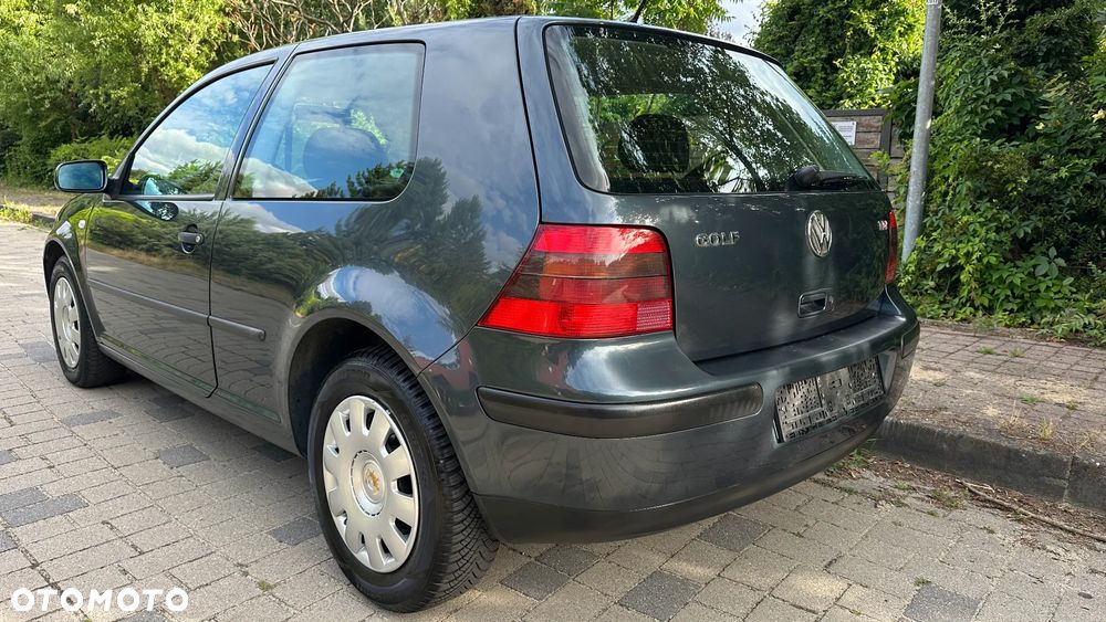 Volkswagen Golf - 40