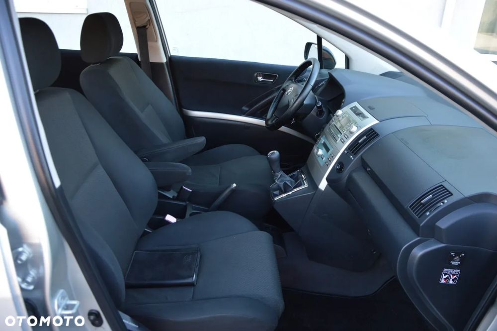 Toyota Corolla Verso 1.6 Sol - 15