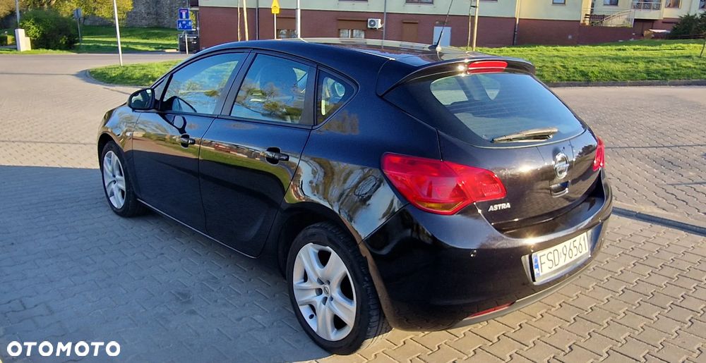 Opel Astra 1.6 - 2