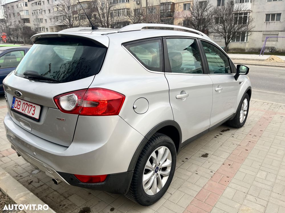 Ford Kuga 2.0 TDCi 4x4 Aut. Individual - 4