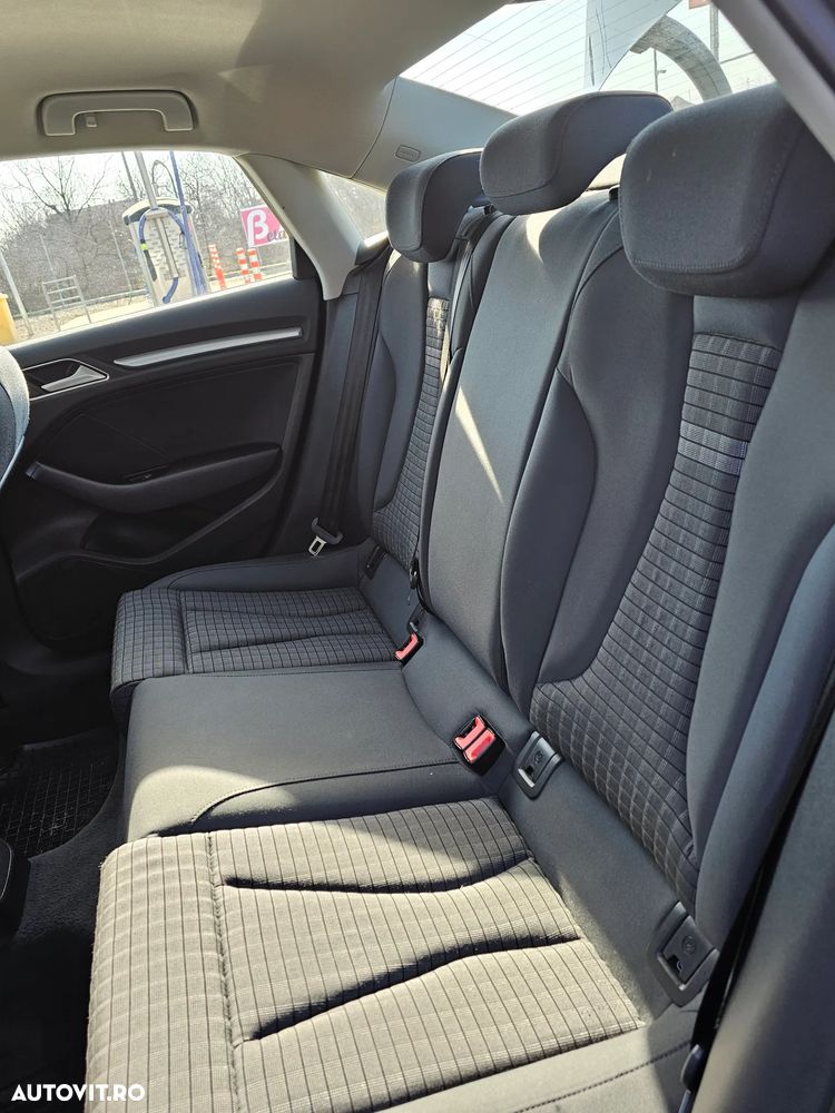 Audi A3 2.0 TDI Ambiente - 10