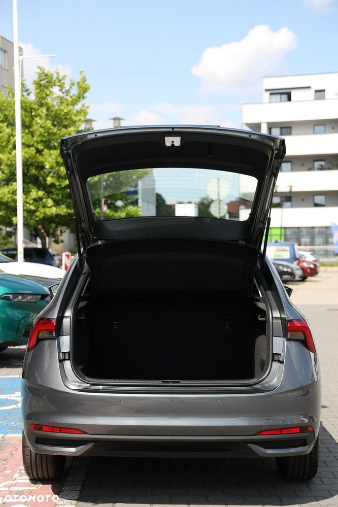 Skoda Scala 1.0 TSI Essence - 28