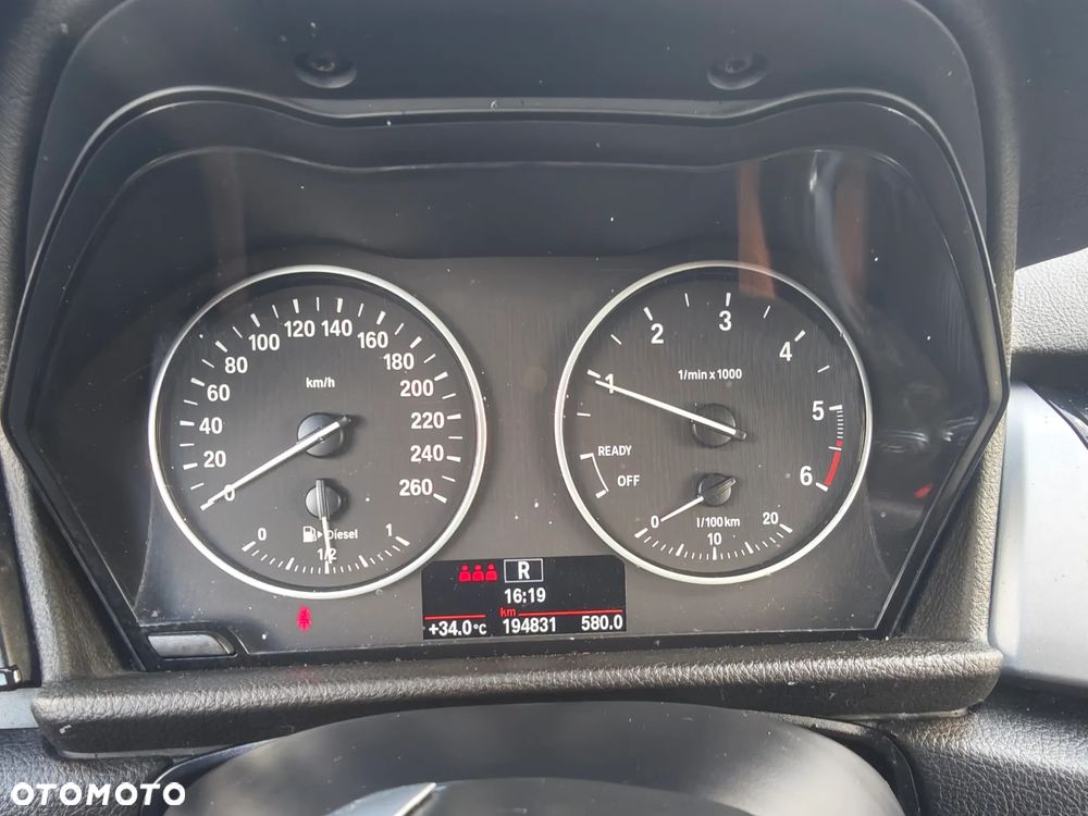 BMW Seria 2 216d Advantage - 23