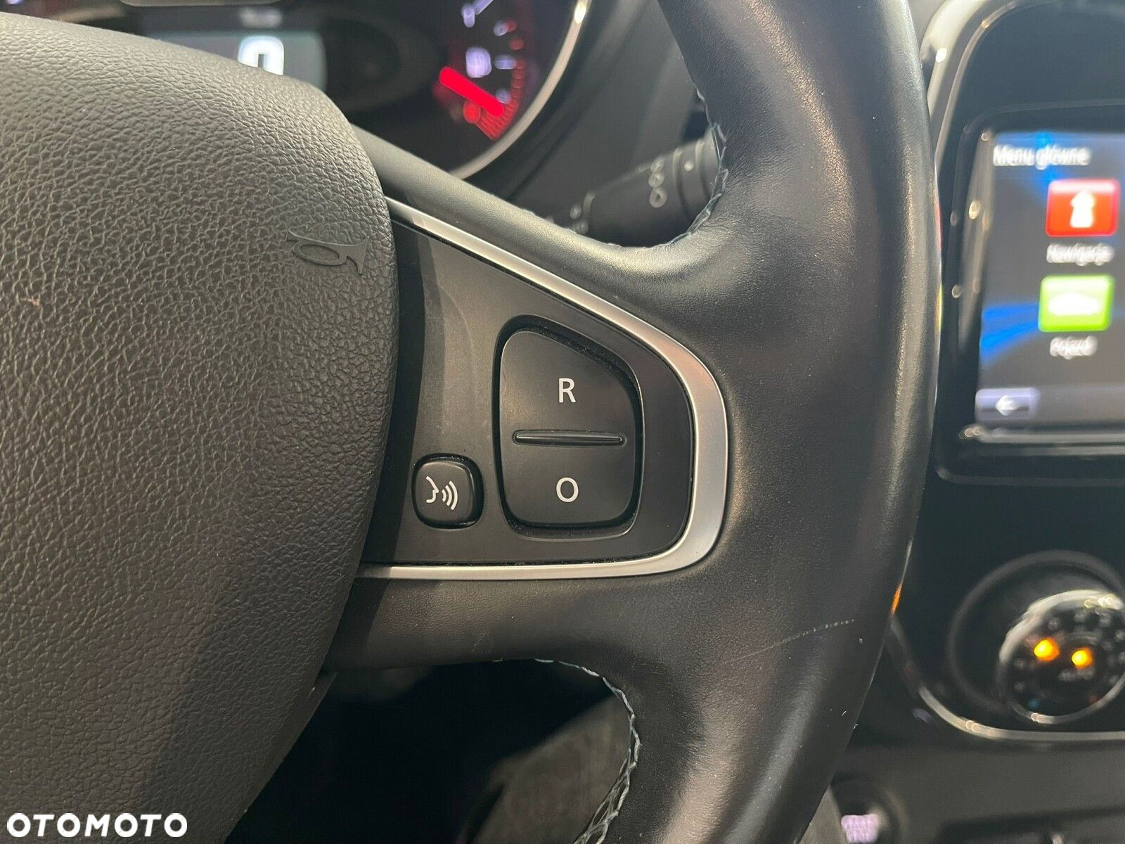 Renault Captur - 23