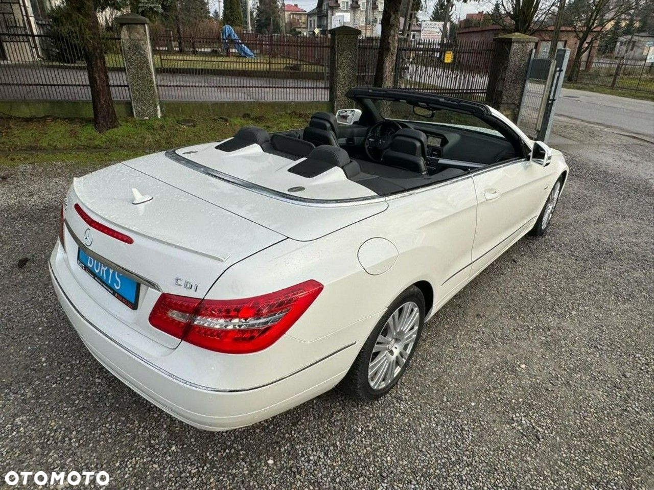 Mercedes-Benz Klasa E - 33