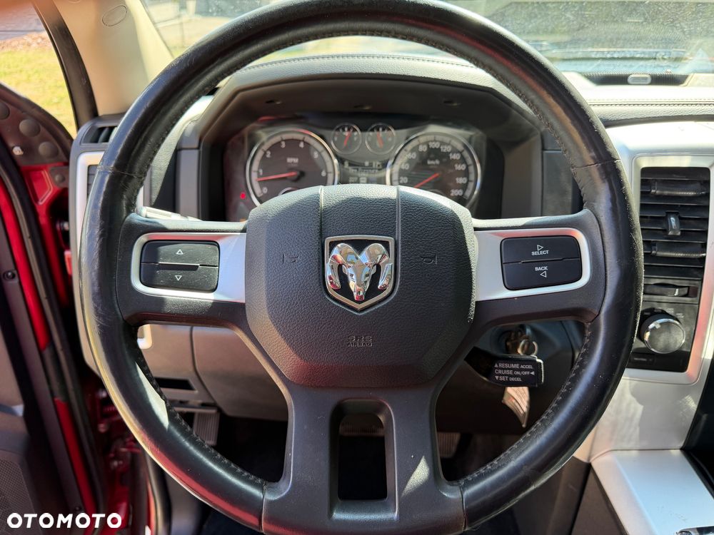 Dodge RAM 5.7 4x4 - 13