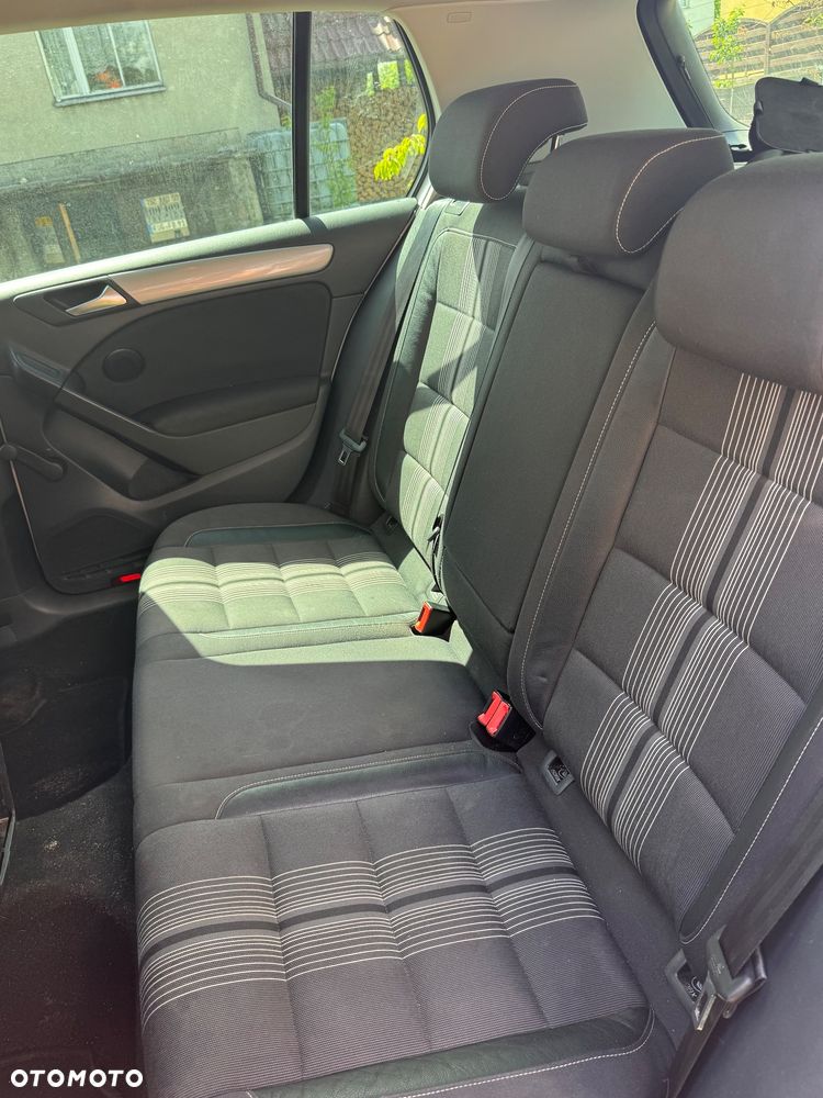 Volkswagen Golf - 11