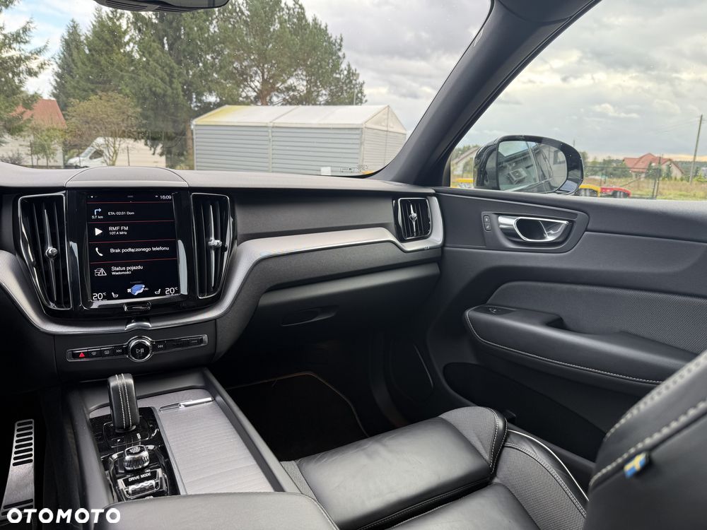 Volvo XC 60 B4 D AWD Geartronic RDesign - 17