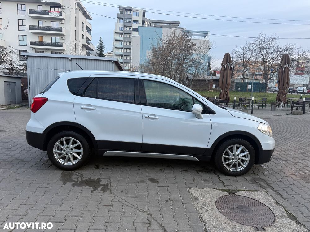 Suzuki S-Cross 1.6 DDIS 4x2 Comfort+ - 27