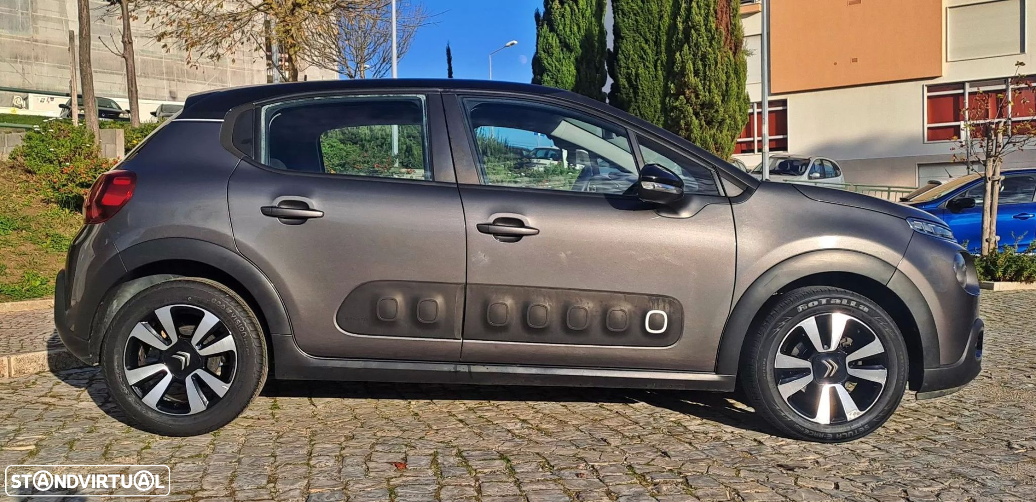 Citroën C3 1.2 PureTech Shine - 8