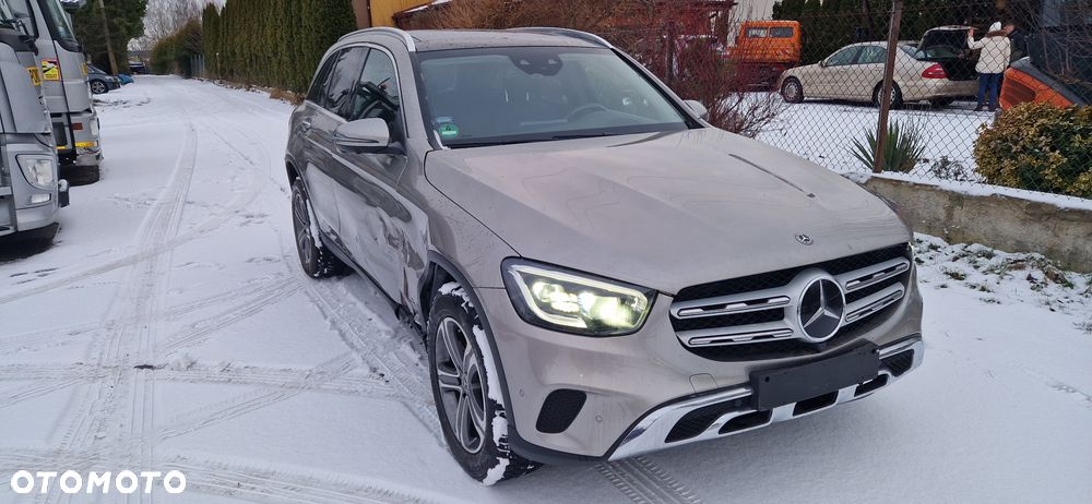 Mercedes-Benz GLC 220 d 4Matic 9G-TRONIC Exclusive - 2