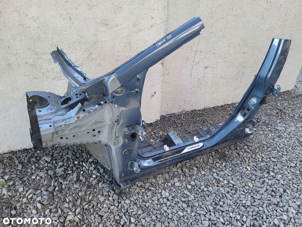 toyota corolla e21 ćwiartka próg słupek a,b lewy przód 18r- - 2