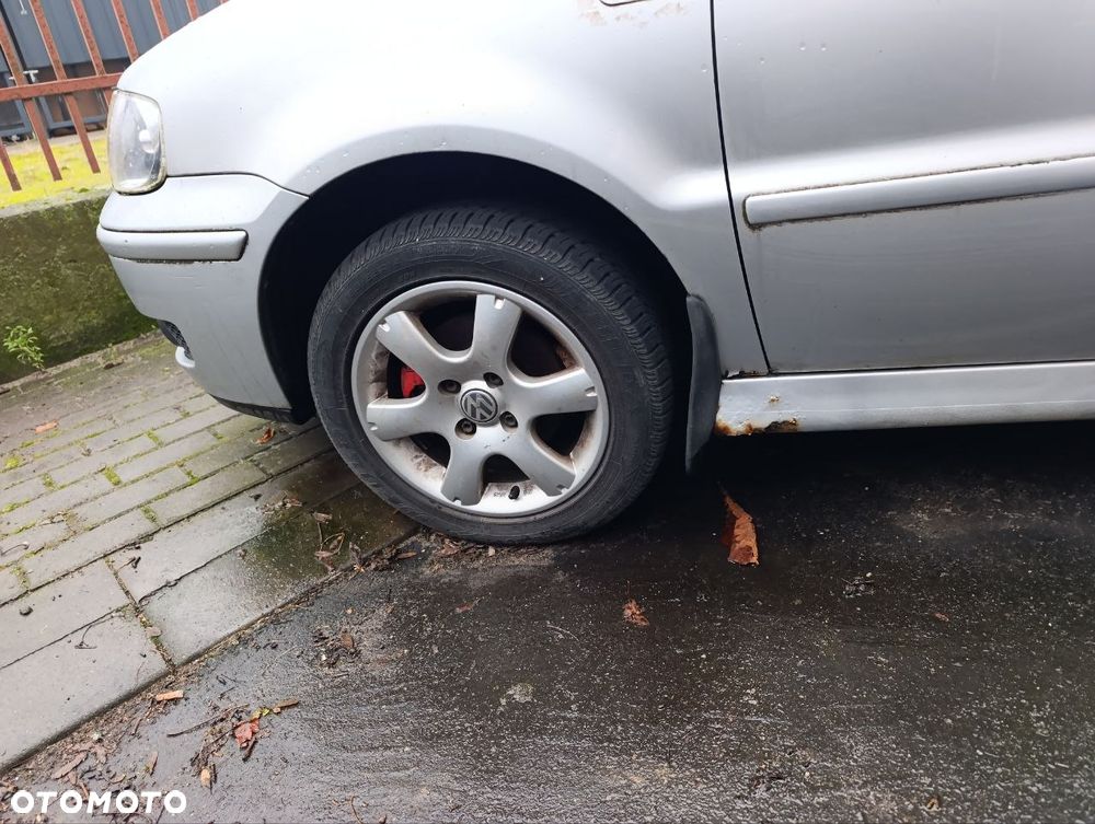 Volkswagen Polo 1.4 Basis - 4